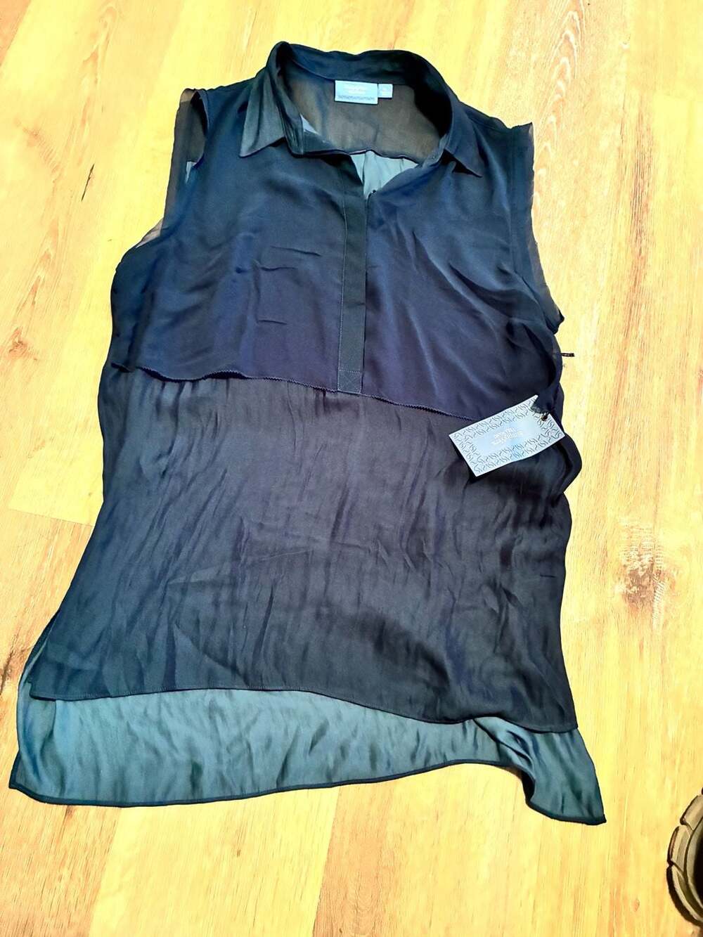 Simply Vera Vera Wang Sleeveless Blouse Size XL Navy Chiffon Tunic